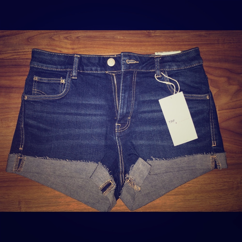 Zara denim shorts never worn